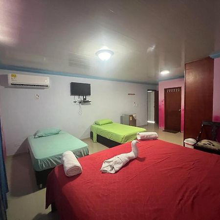 Posada Faych House San Andrés エクステリア 写真